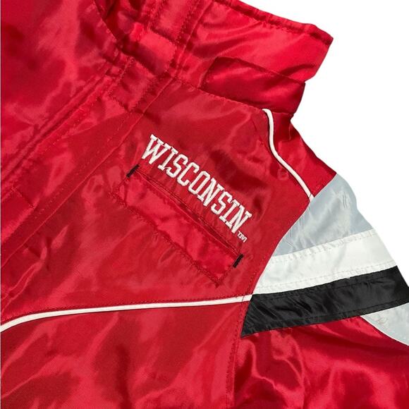 Adidas Boy’s Jacket Wisconsin Red Black Size 12 Month’s EUC - Picture 9 of 12